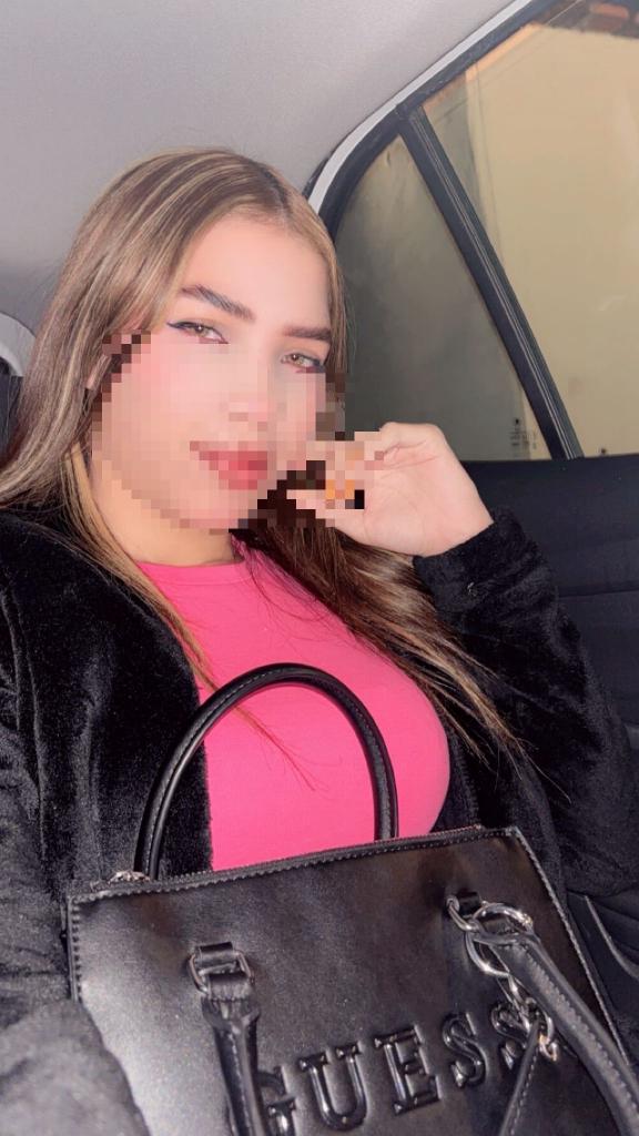 Chica busca chico en Cádiz: 