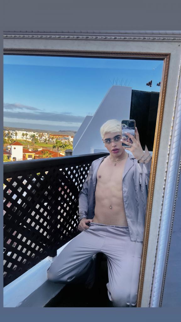 Chico busca chica en Tenerife: 