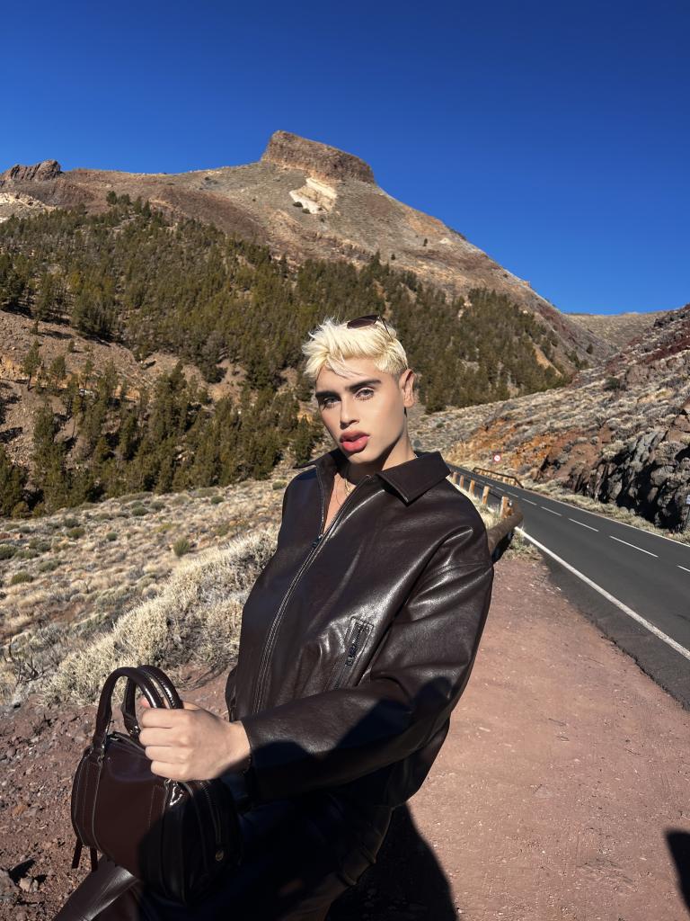 Chico busca chica en Tenerife: 