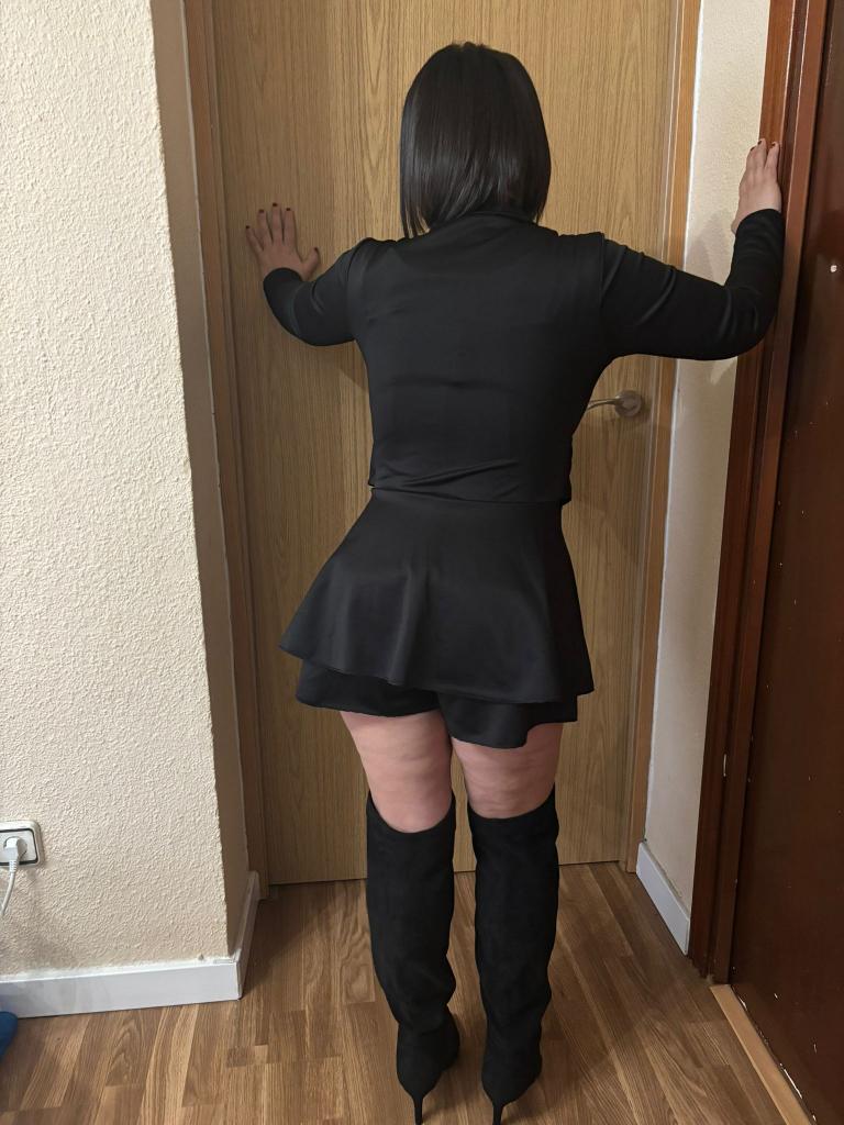 632340853: Chica busca chico en Madrid