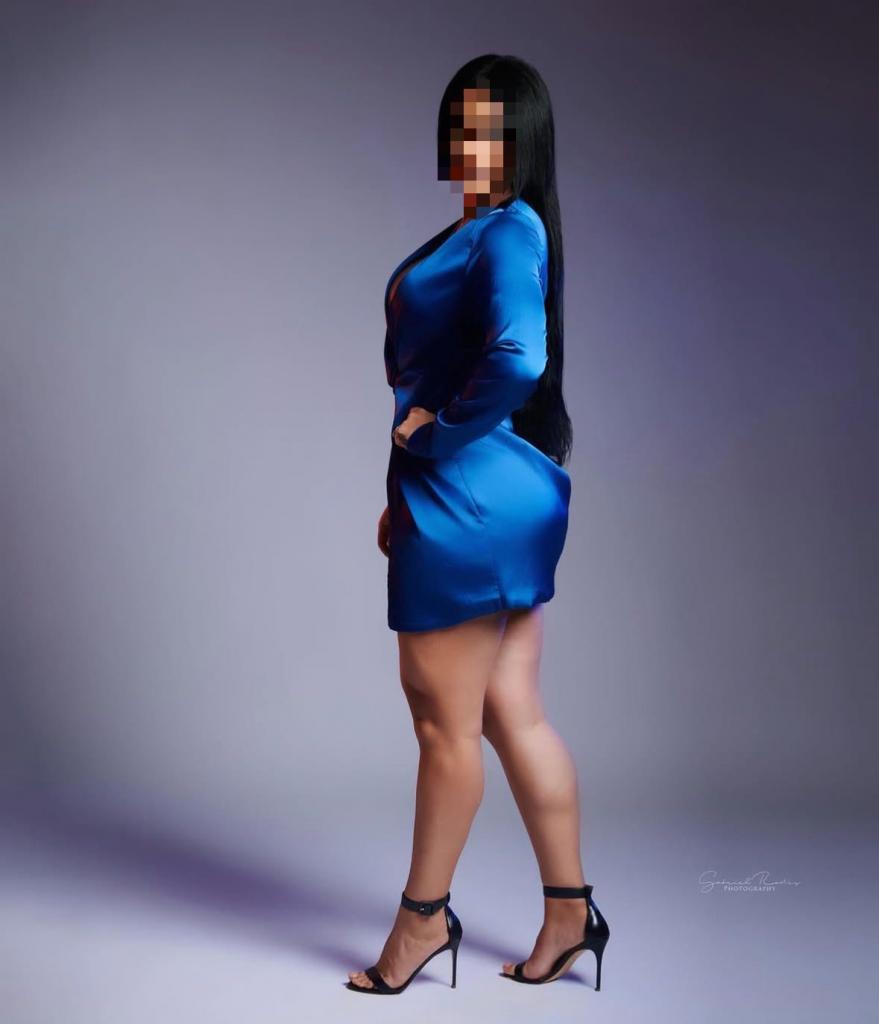 Chica busca chico en Sevilla: Chica busca chico