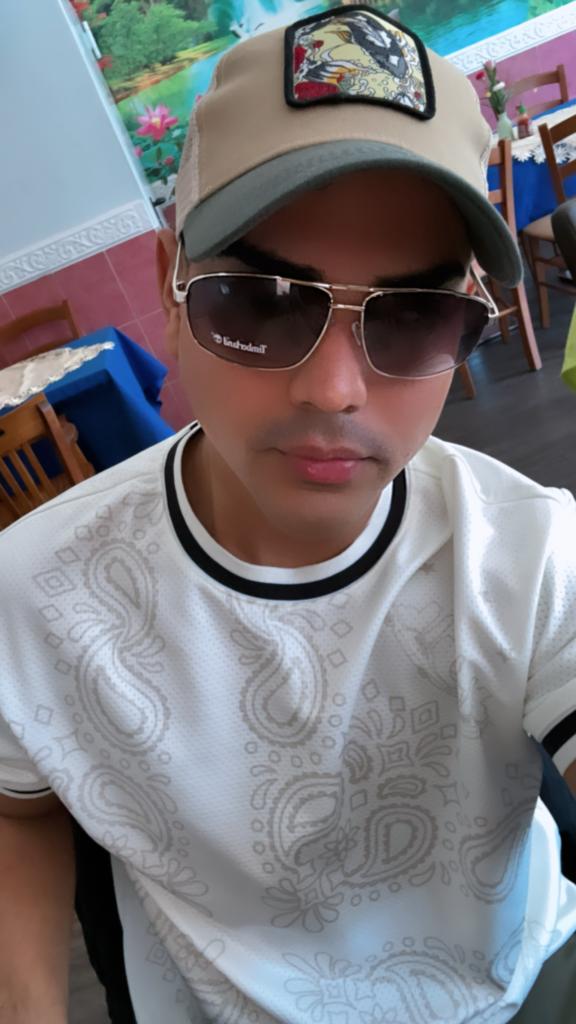 624630901: Chico busca chica en Burgos