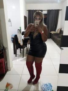 617068762: Chica busca chico en Pontevedra