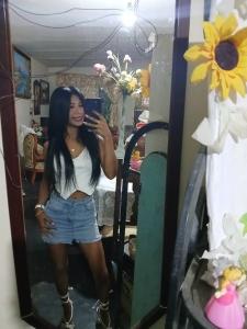 633394569: Chica busca chico en La Coruña