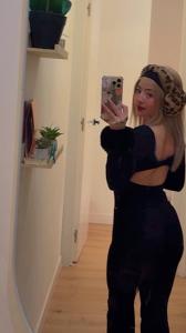 667798069: Chica busca chico en Madrid