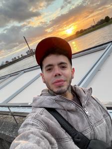 634400019: Chico busca chica en Burgos