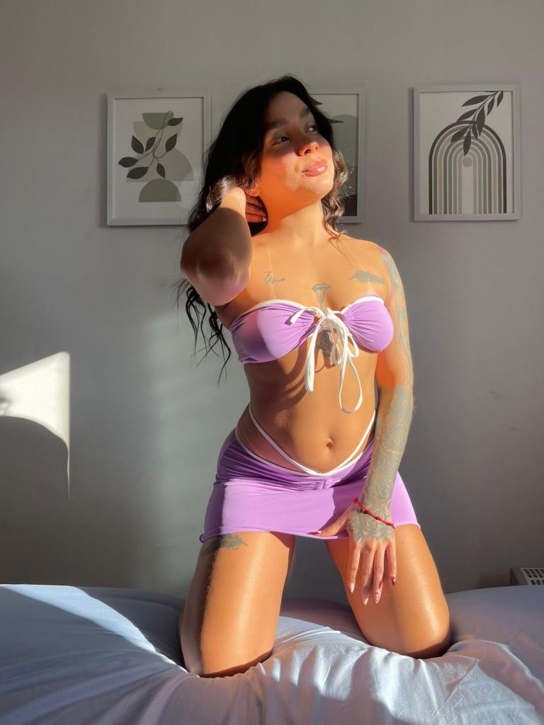 Chica busca chico en Granada: 