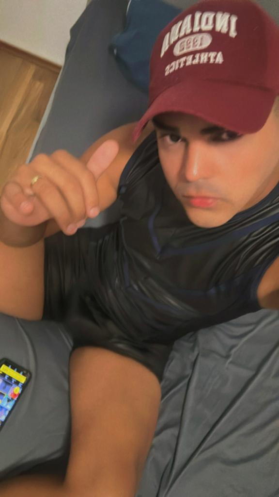 624630901: Chico busca chica en Burgos