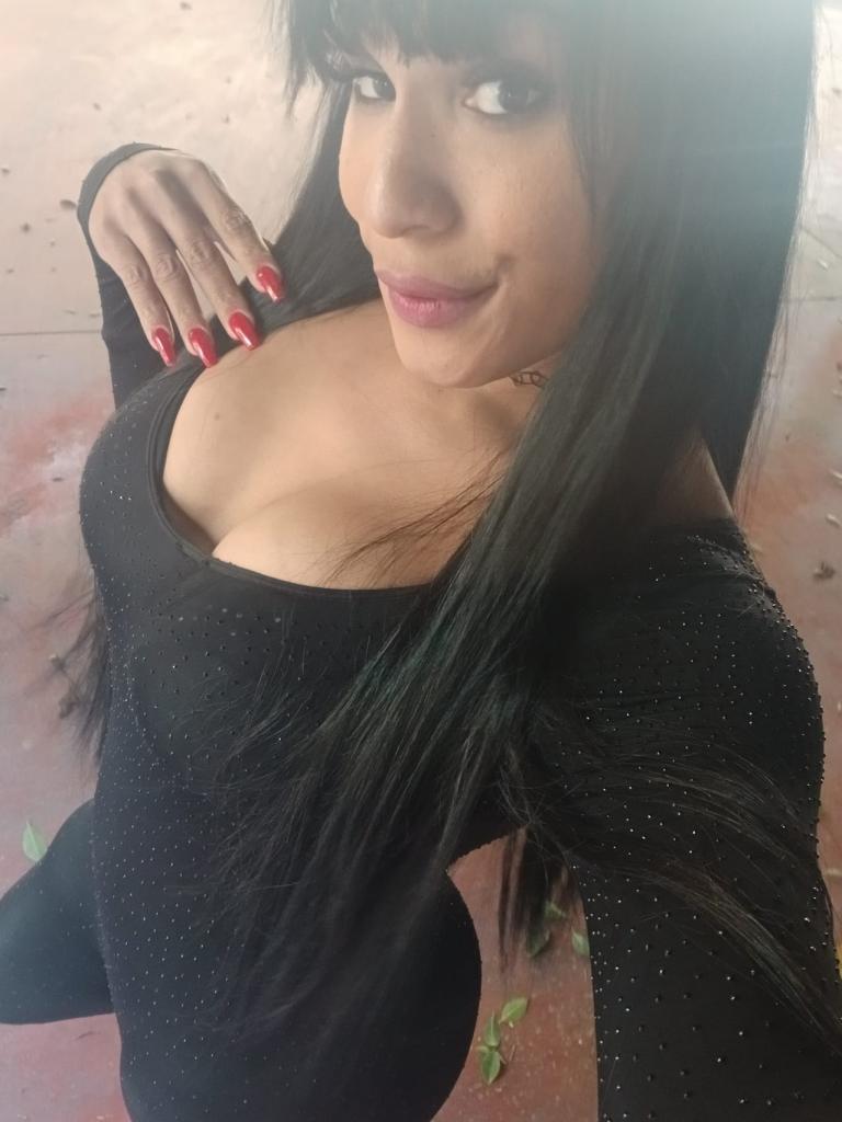 634017686: Chica busca chico en Zaragoza
