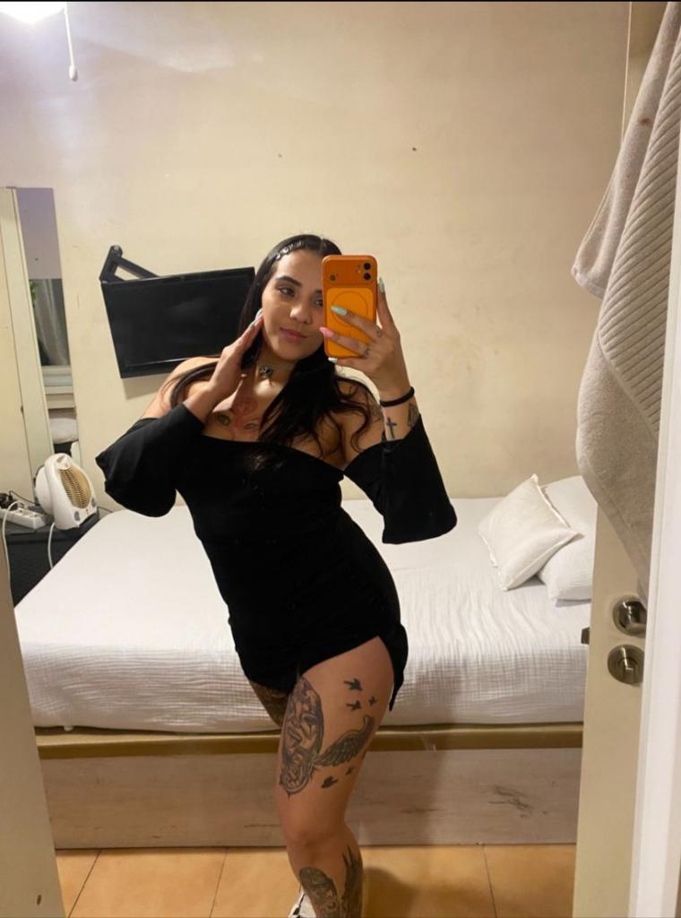 Chica busca chico en Alicante: 