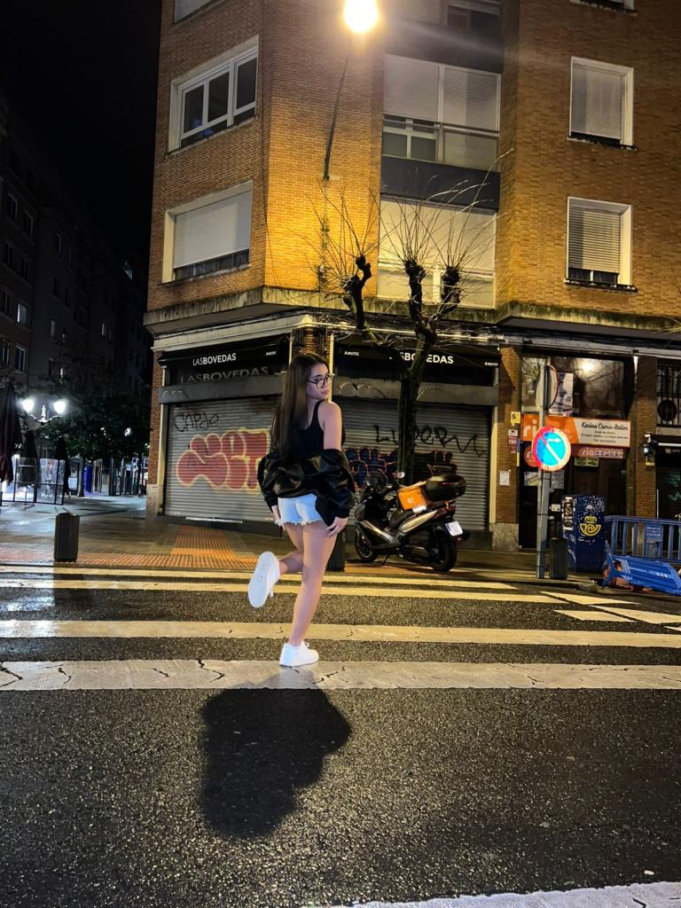 Chica busca chico en León: 