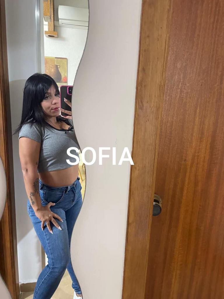 Chica busca chico en Almería: 