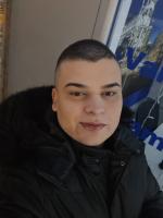 627461293: Chico busca chica en Madrid