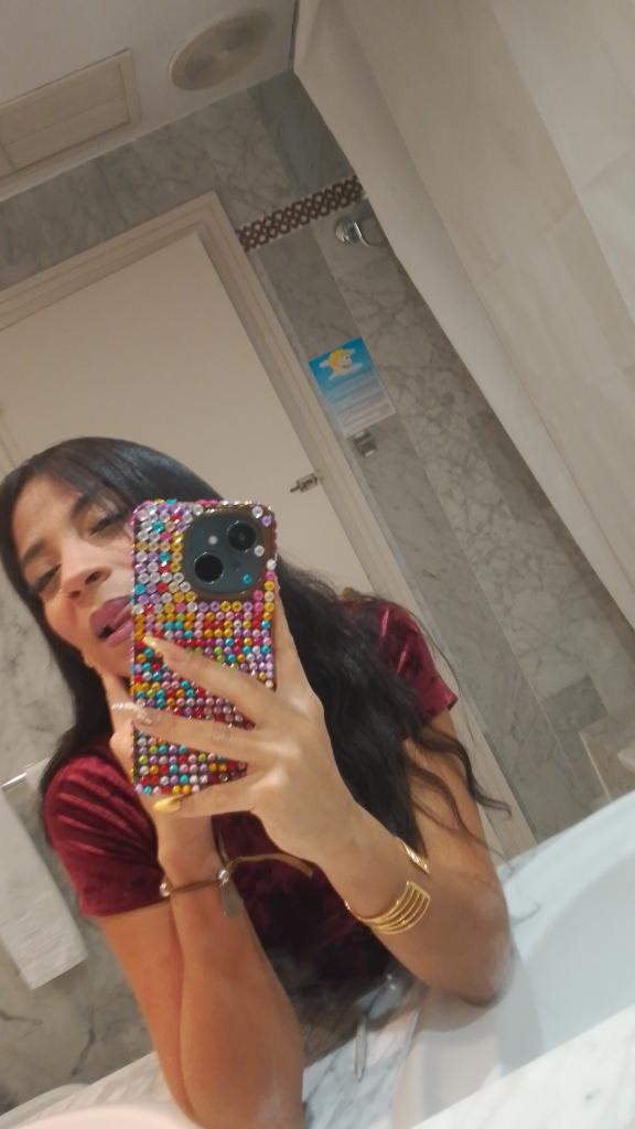 Chica busca chico en Sevilla: 