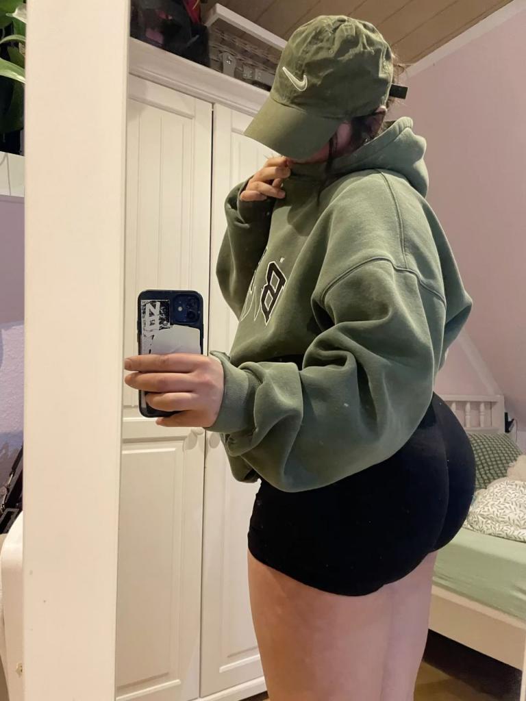 Chica busca chico en Sevilla: 