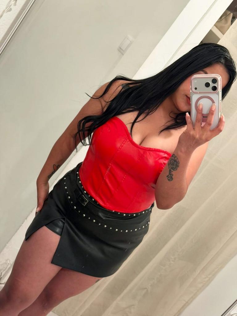 Chica busca chico en Gerona: 