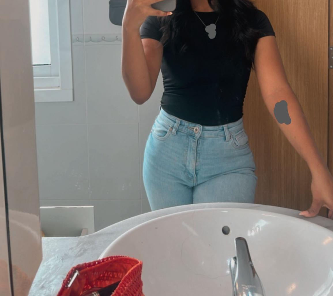 603913636: Chica busca chico en La Coruña