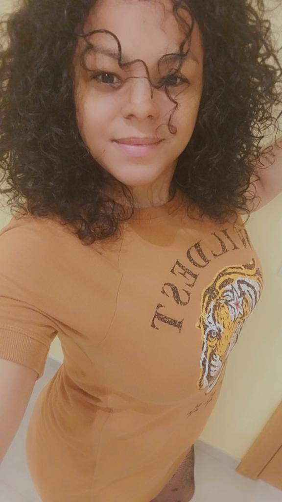 Chica busca chico en Huesca: 