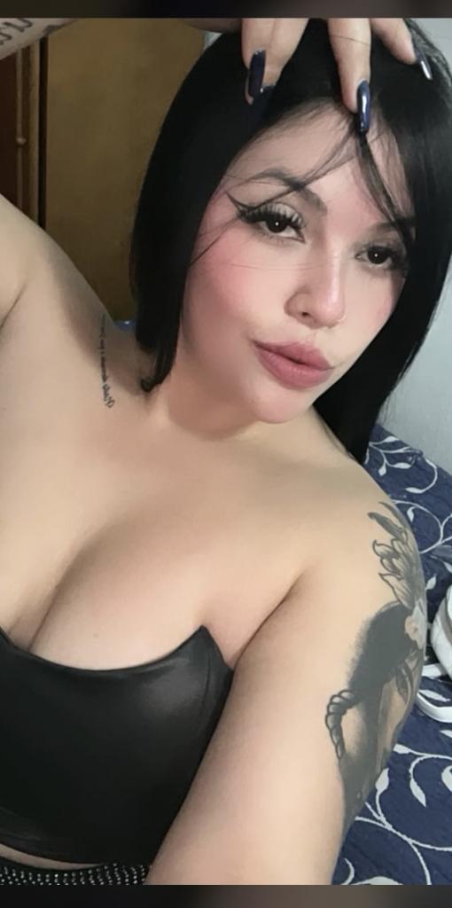 Chica busca chico en Huelva: 