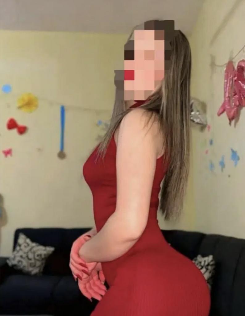 Chica busca chico en Granada: 