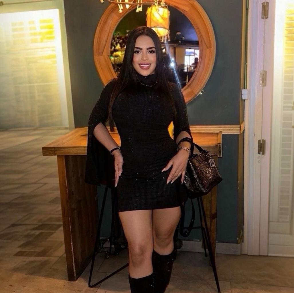 Chica busca chico en Tenerife: 