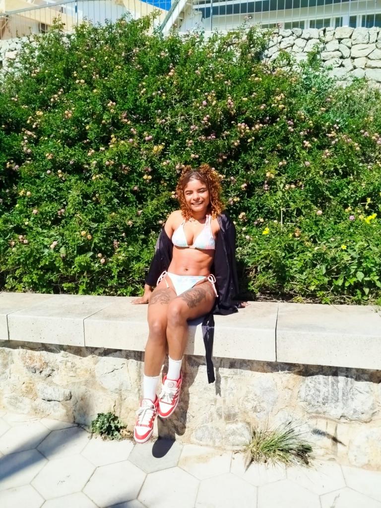 Chica busca chico en Ibiza: 