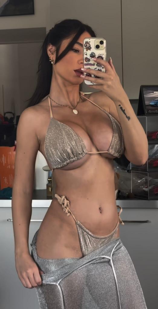 Chica busca chico en La Coruña: 