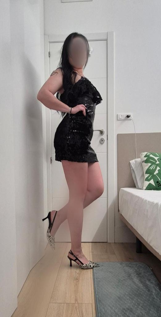 613685399: Chica busca chico en Madrid
