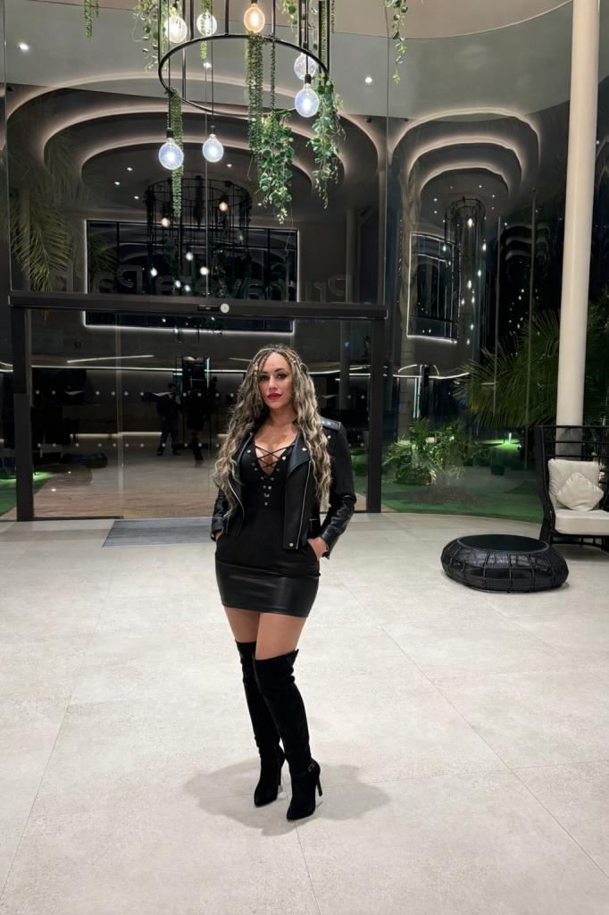 Chica busca chico en Alicante: 