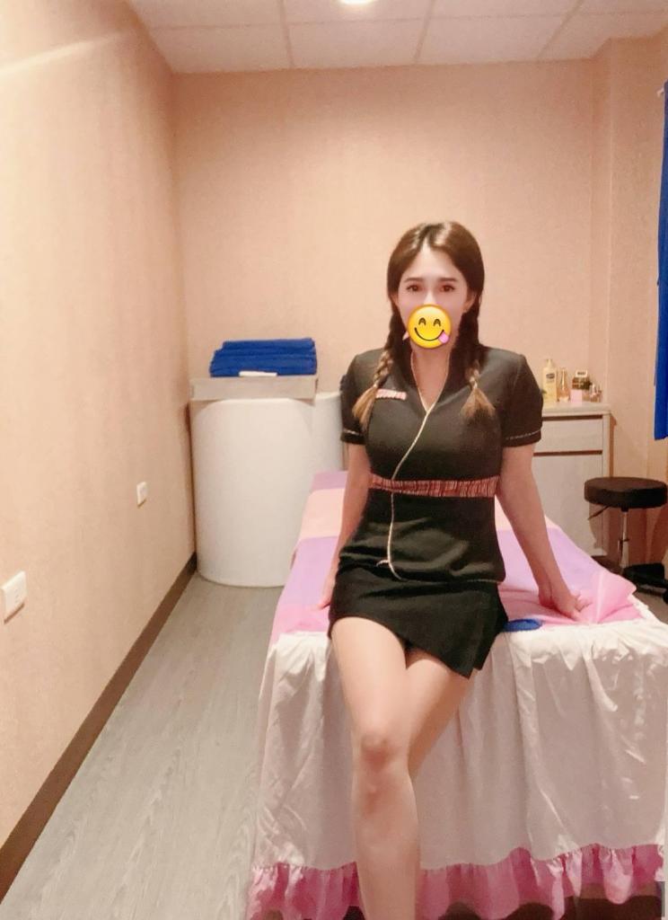 Chica busca chico en Gerona: 