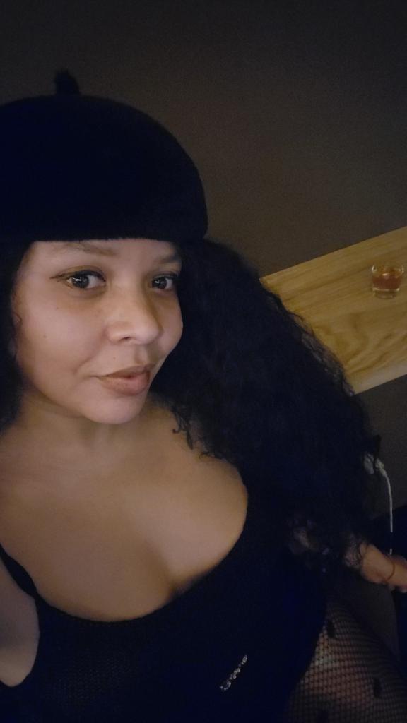 Chica busca chico en Huesca: 