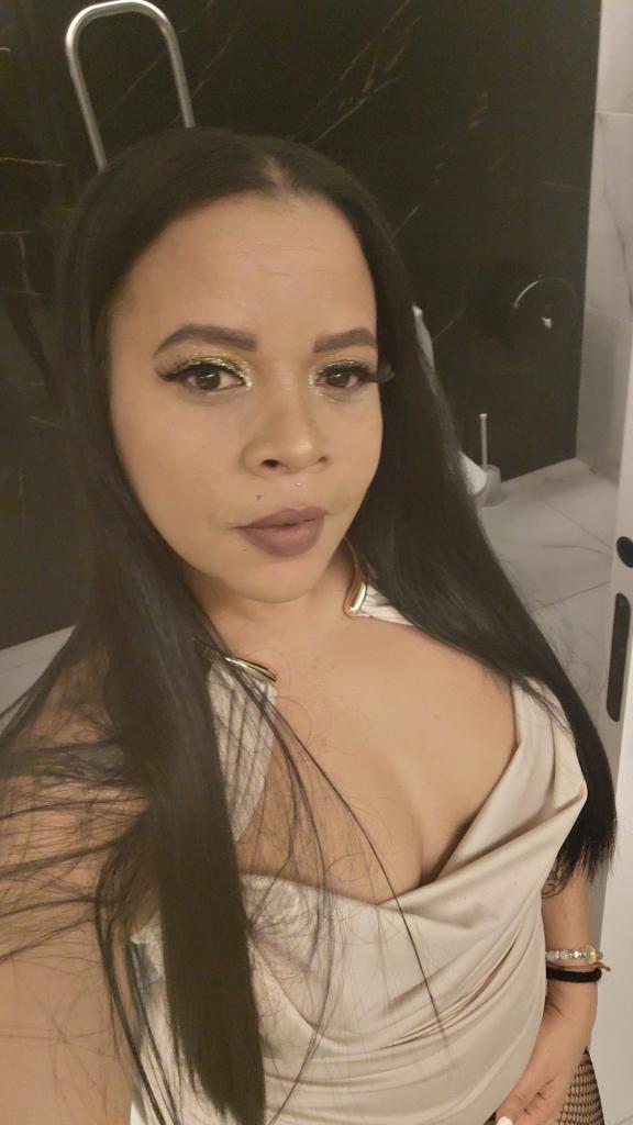 Chica busca chico en Huesca: 