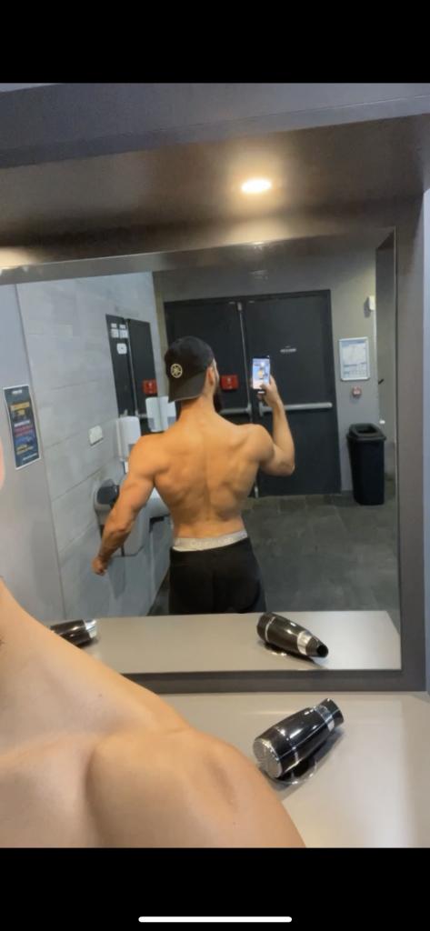 Chico busca chica en Málaga: 