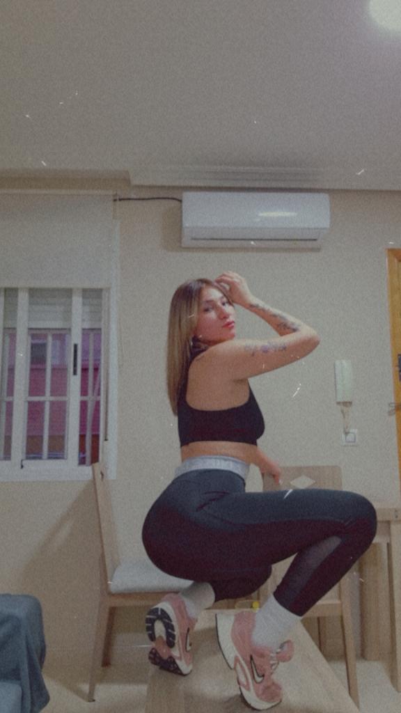 Chica busca chico en Granada: 