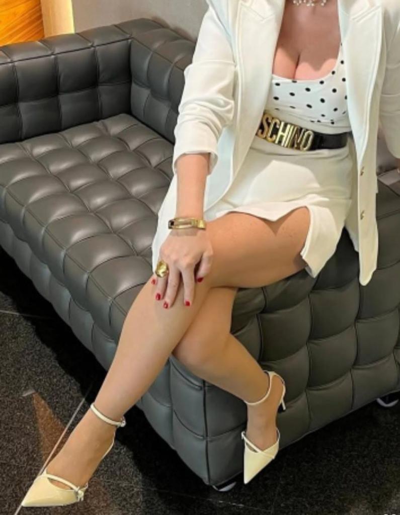 663796557: Chica busca chico en Cádiz