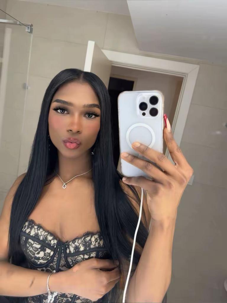 611286727: Travesti en Valladolid