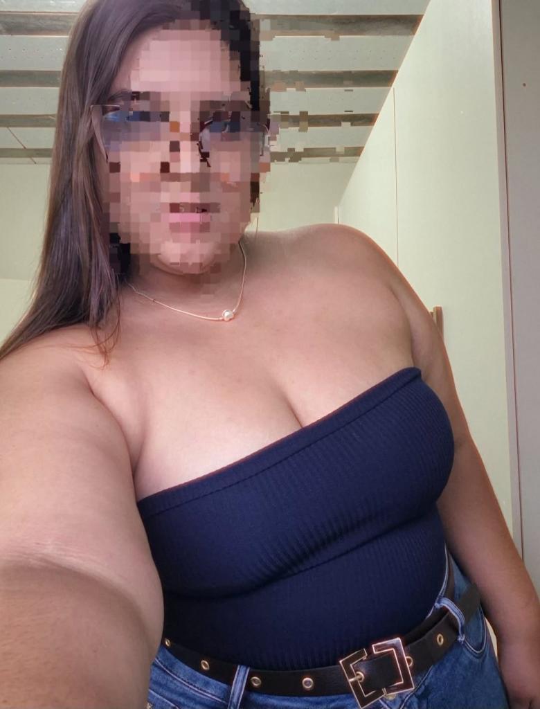 Chica busca chico en León: 