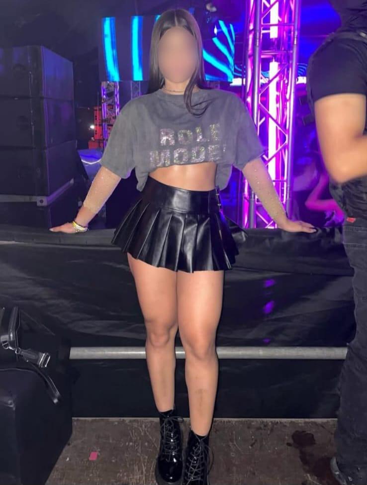 672923523: Chica busca chico en Lugo