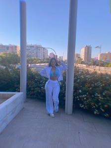 662519389: Chica busca chico en Las Palmas