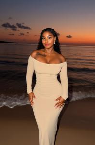 665570381: Chica busca chico en Málaga