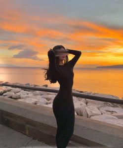 613479866: Chica busca chico en Barcelona