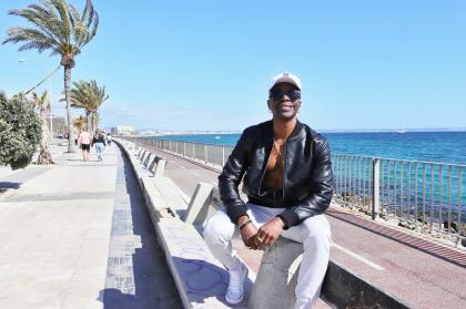 642438849: Chico busca chica en Sevilla