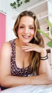 604368679: Chica busca chico en Madrid