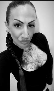 678419141: Chica busca chico en Barcelona