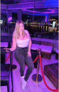 643169758: Chica busca chico en Huelva