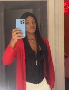 613483745: Transexual en Cantabria