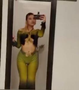 613927585: Chica busca chico en Barcelona