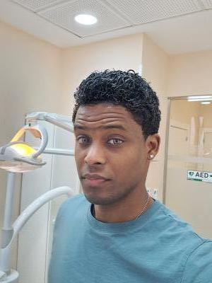 614395226: Chico busca chica en Madrid