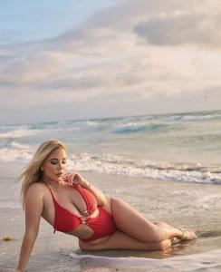 642523311: Chica busca chico en Almería