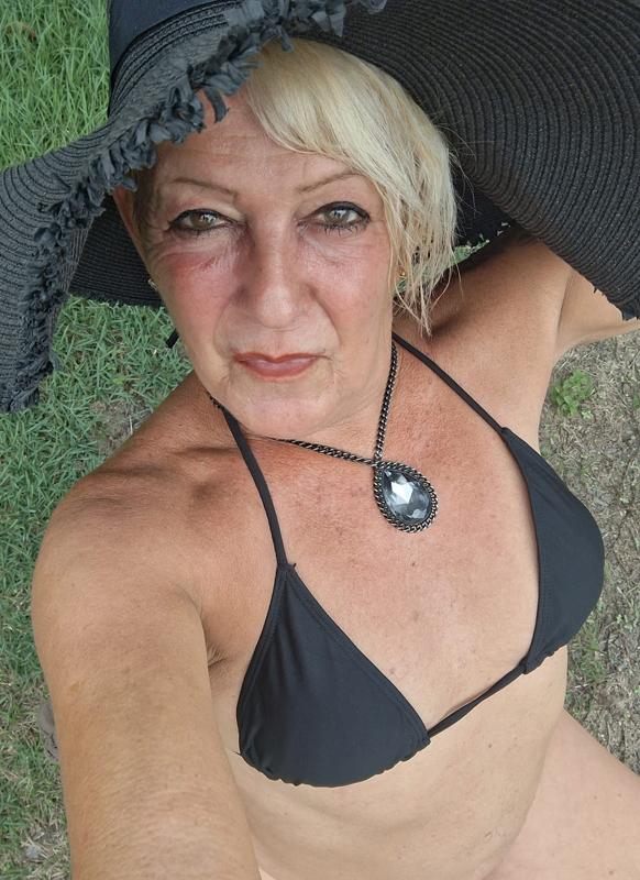 683437304: Travesti en Valencia